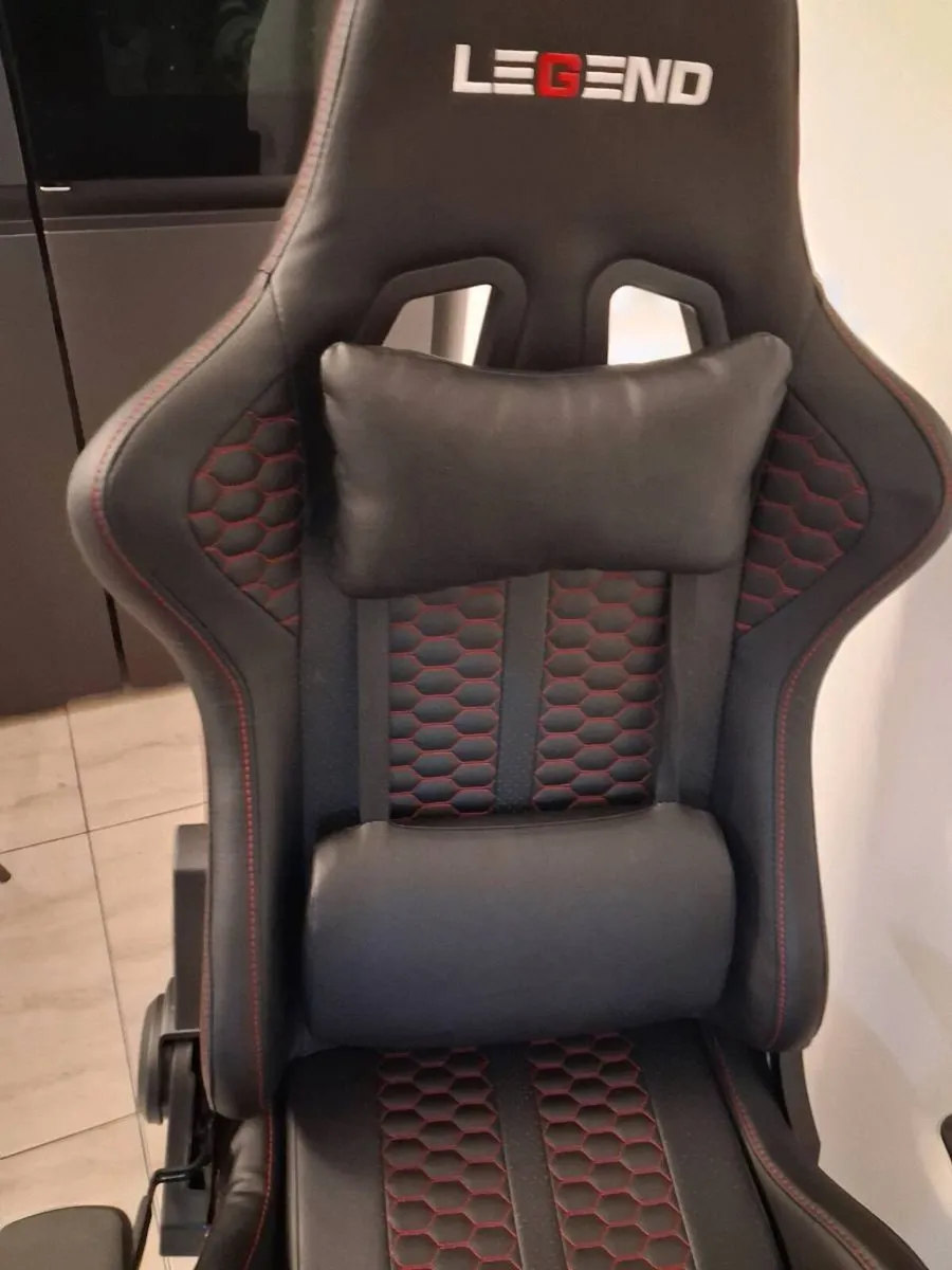 gaming chair from the Legend series. - Image 3