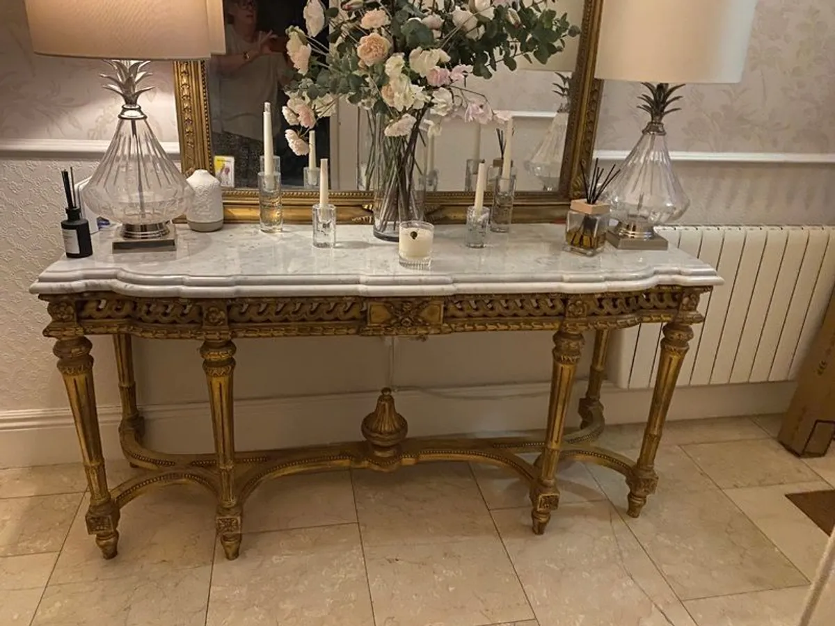 Hall table and matching mirror - Image 3