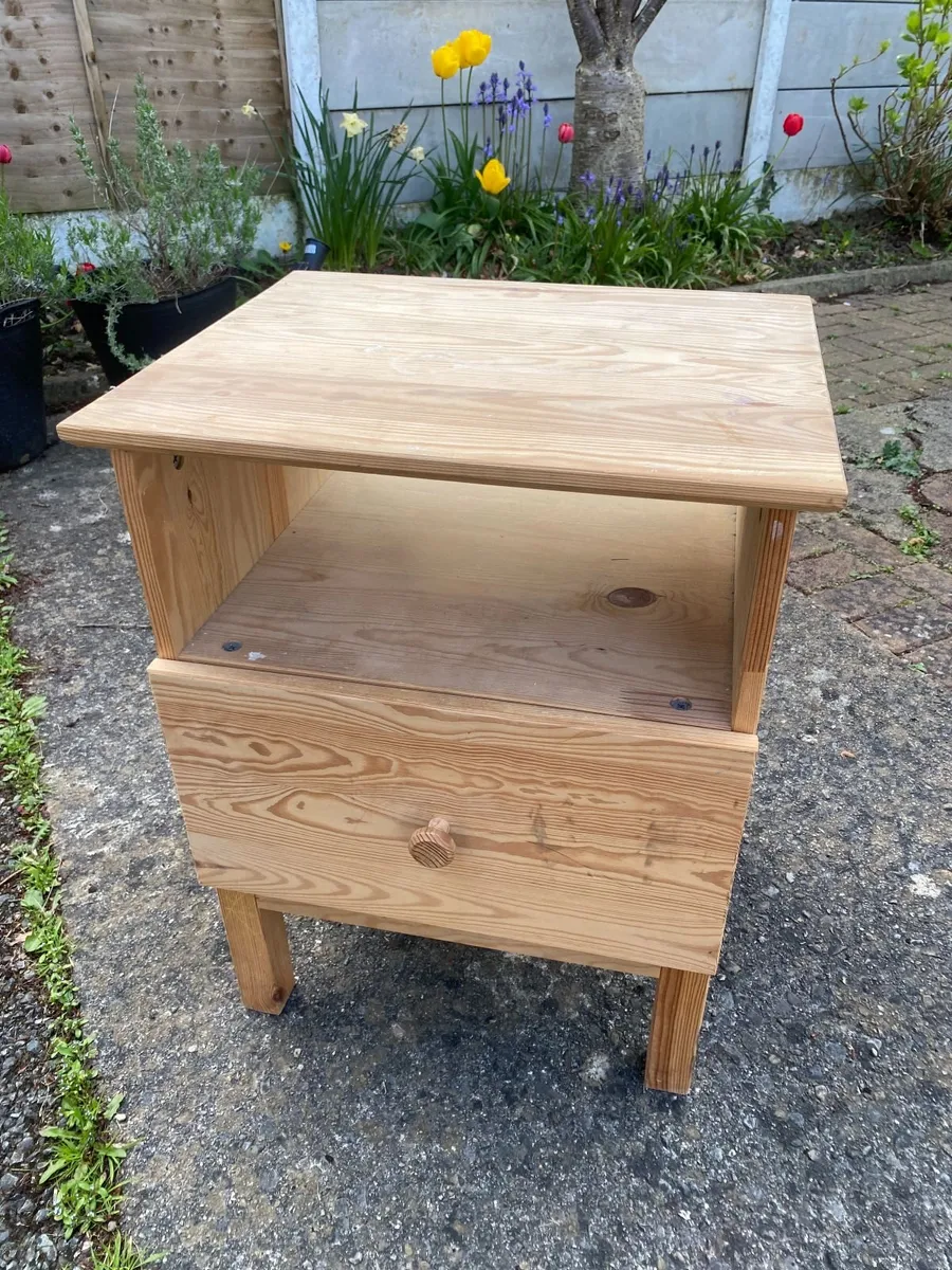 Pair of Solid Pine Bedside Lockers / Bedside Table - Image 1