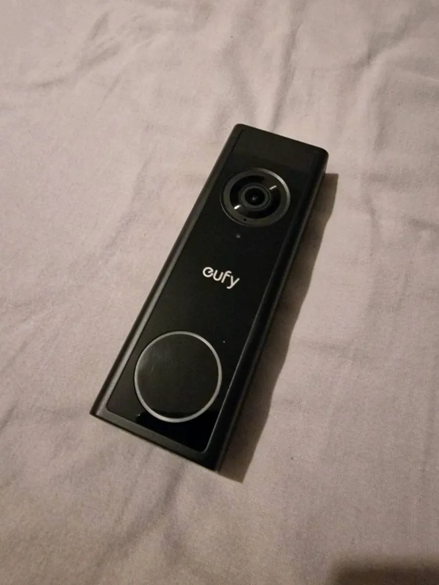 Eufy Doorbell c31 camera + chume + extra battery - Image 2