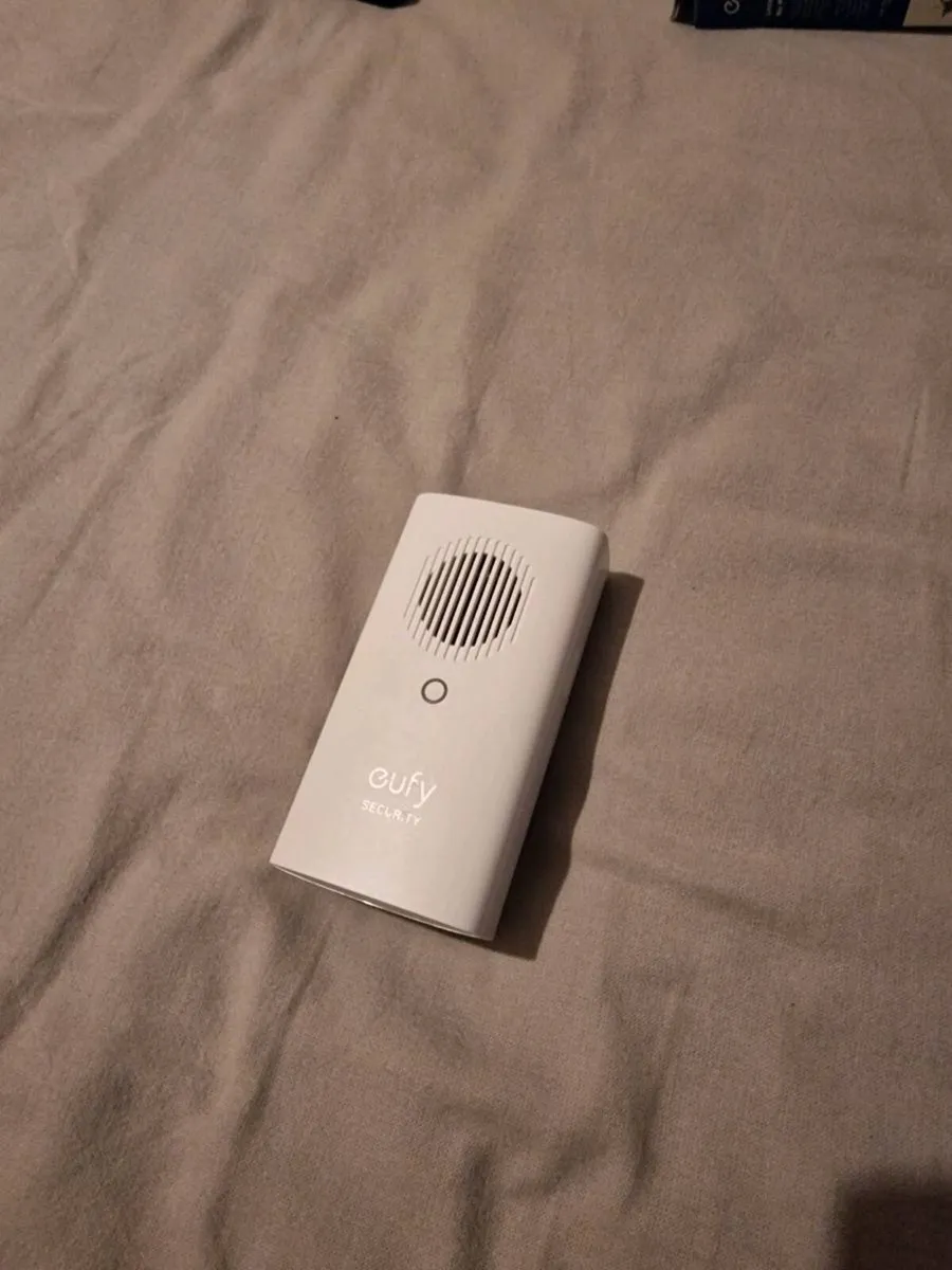 Eufy Doorbell c31 camera + chume + extra battery - Image 4