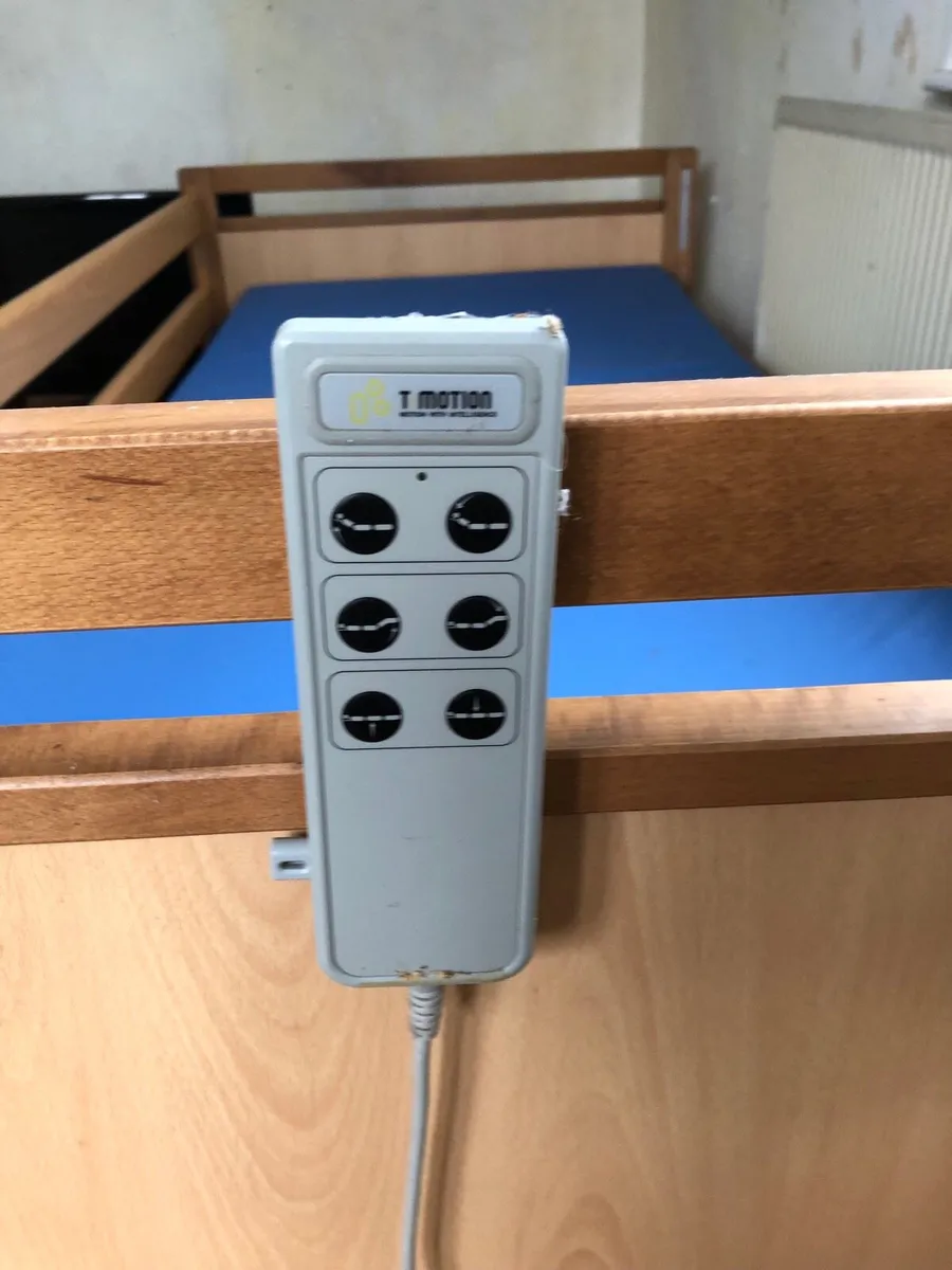 Bed - Image 2