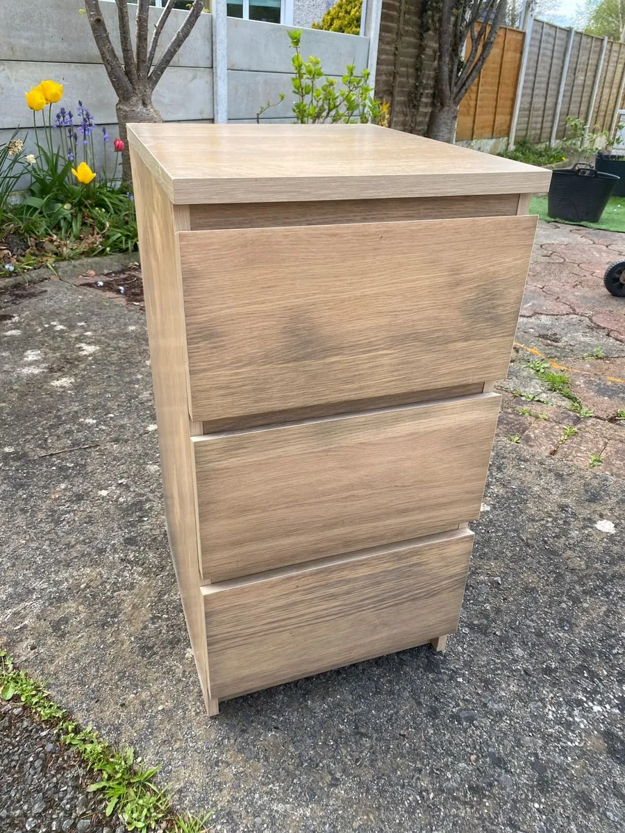 Oak Effect 3 Drawer Bedside Lockers / Small Chest - Image 1