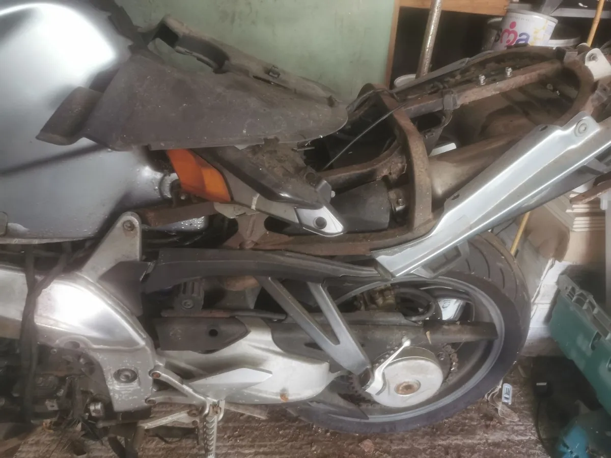 Aprilia Futura 2004 - Image 2