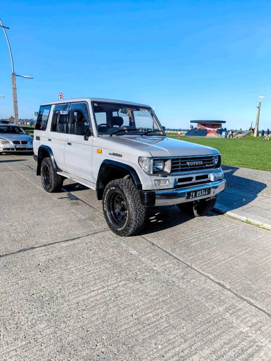 Toyota Landcruiser Prado - Image 2