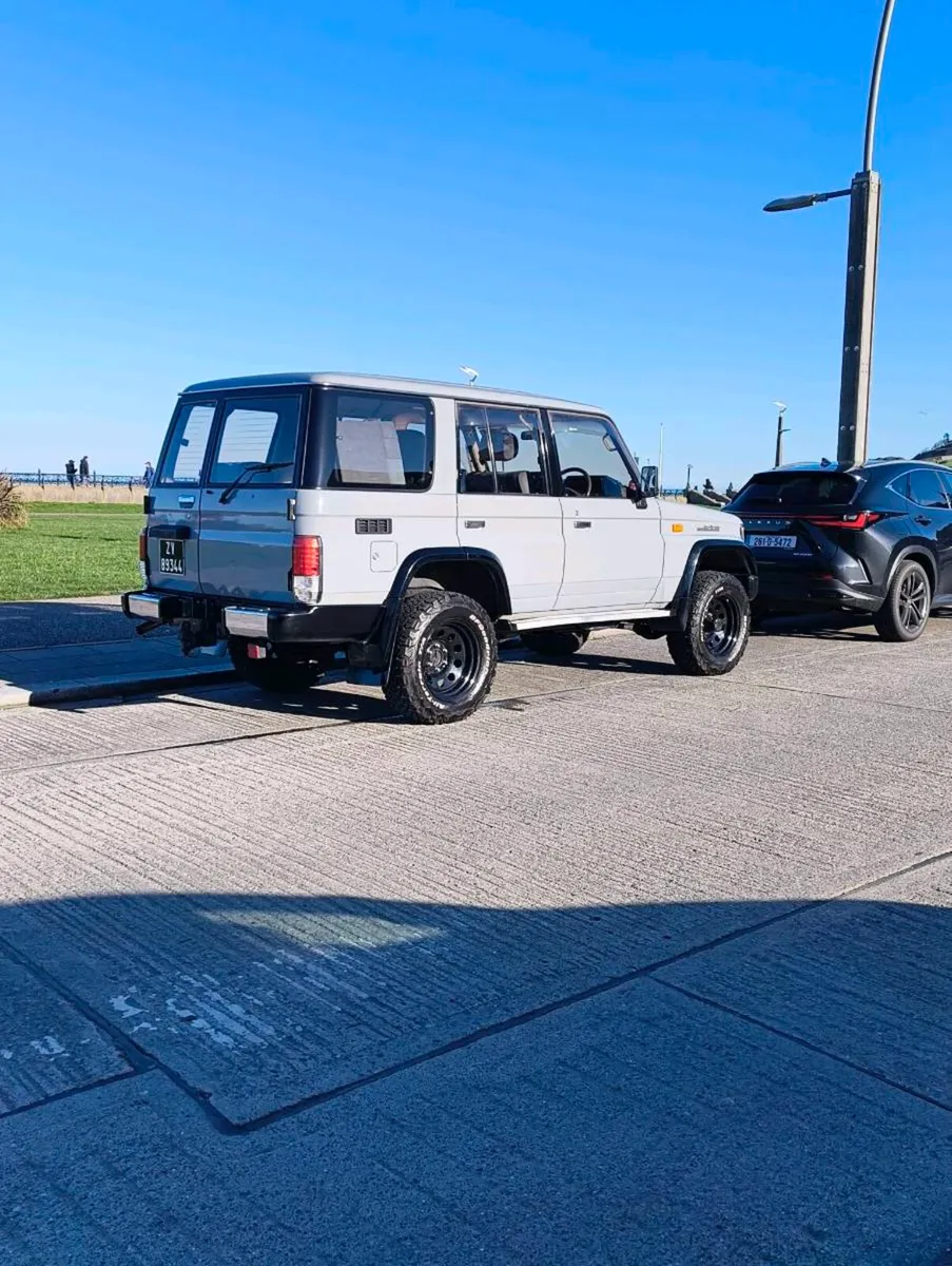 Toyota Landcruiser Prado - Image 3