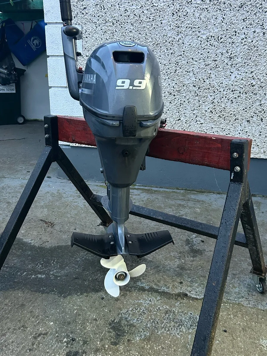 Yamaha 9.9hp Outboard Engine 4 Stroke Short Shaft - Image 3