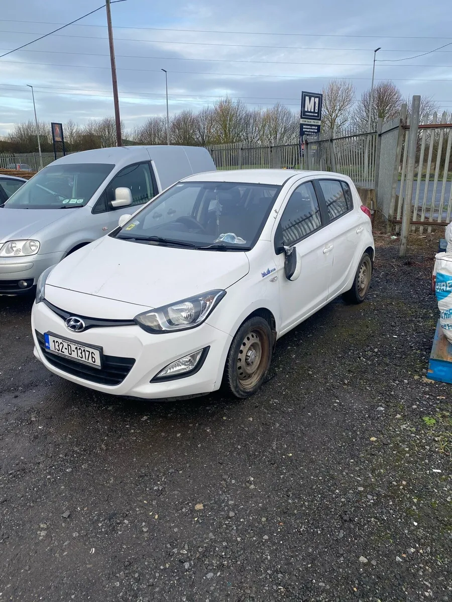Huyndai i20 (For parts)