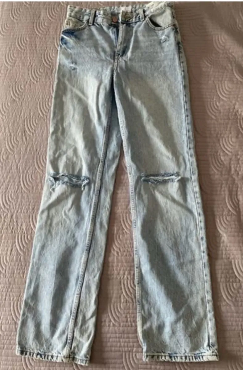 Bershka Jeans High Waist Straight Size 6 UK - Image 1