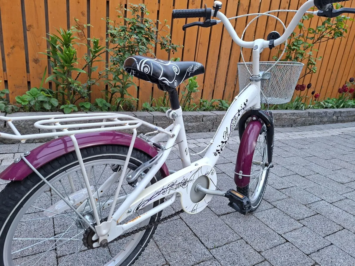 18 Inch Girls Bike - Image 1
