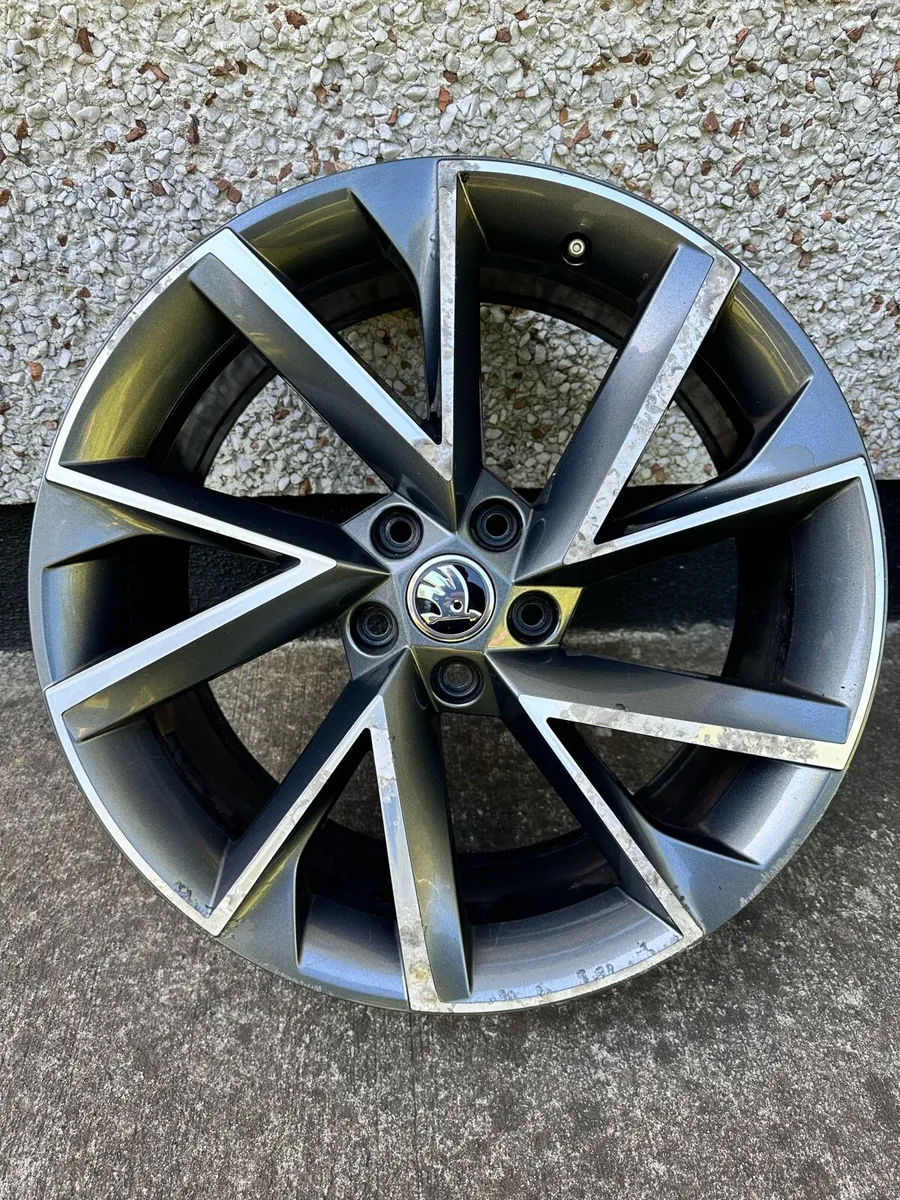 ŠKODA 19" VEGA wheels - Image 4