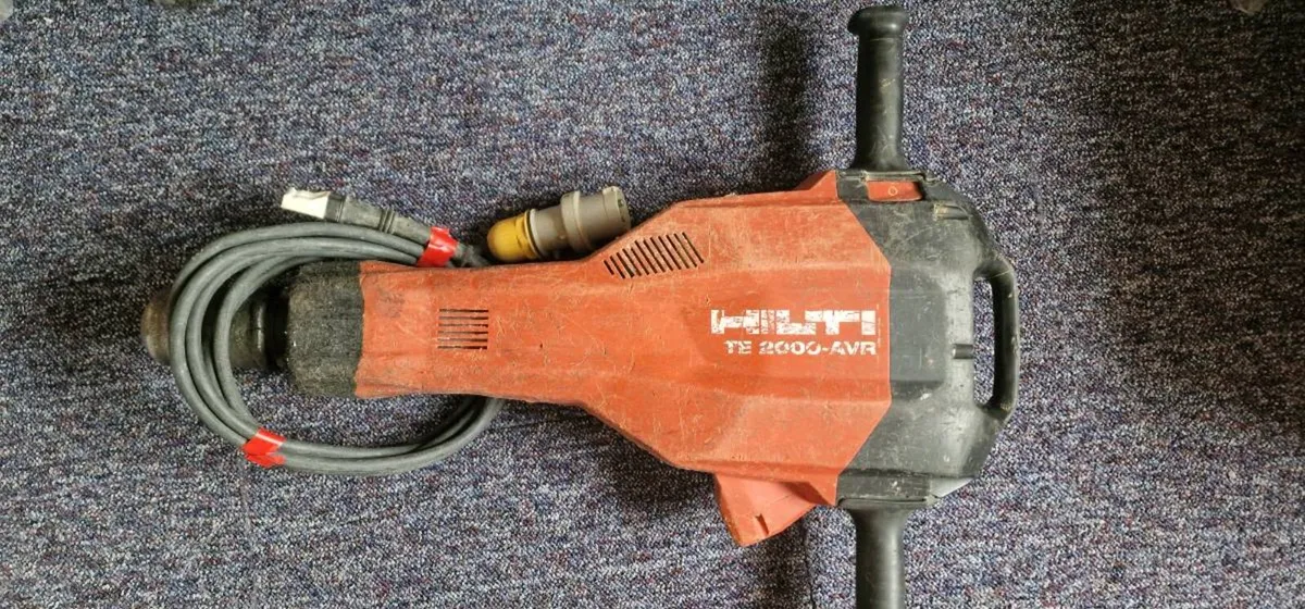 Hilti TE 2000-AVR Demolition breaker - Image 1