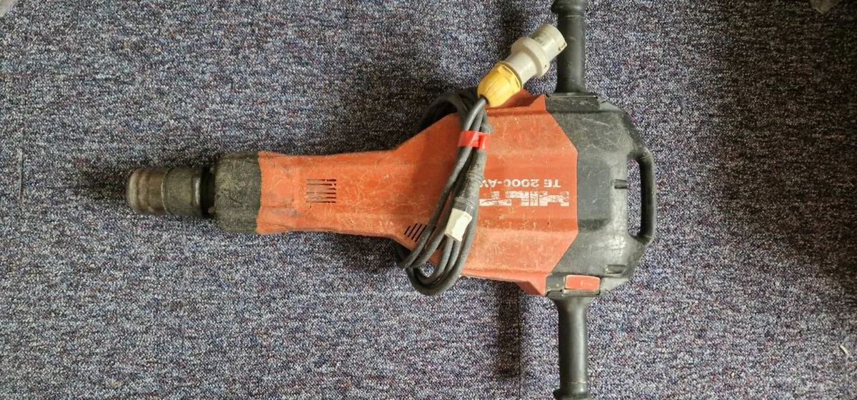 Hilti TE 2000-AVR Demolition breaker - Image 2