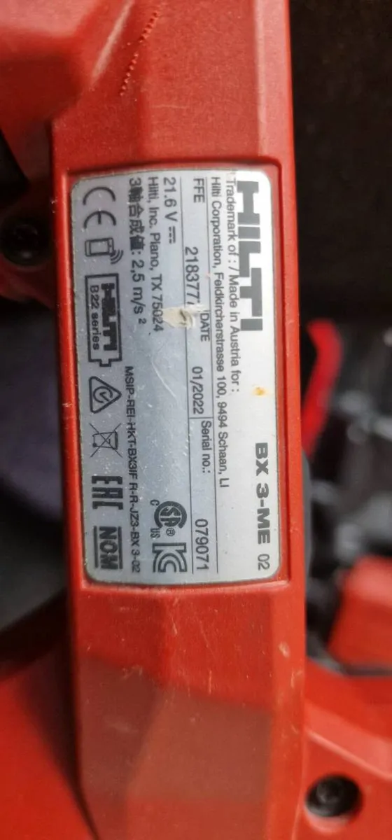 Hilti BX3 battery operated nail gun - Image 2