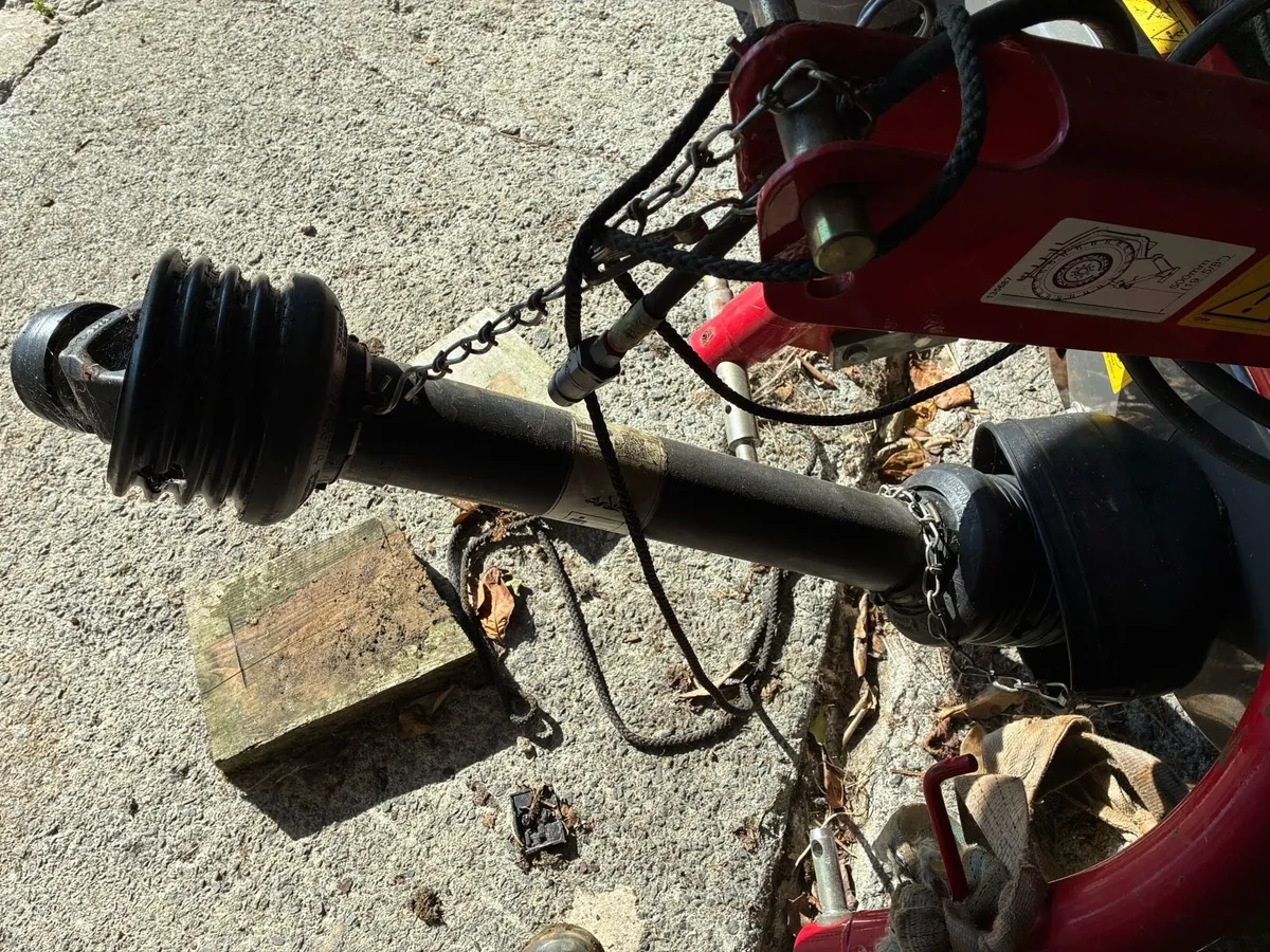 Massey mower like new - Image 3