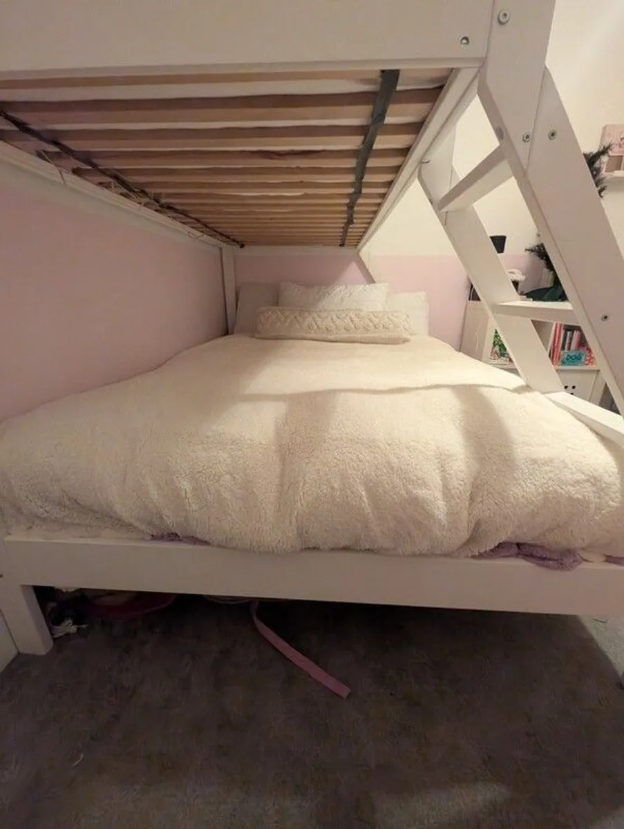 Double with single bunk bed - Image 3