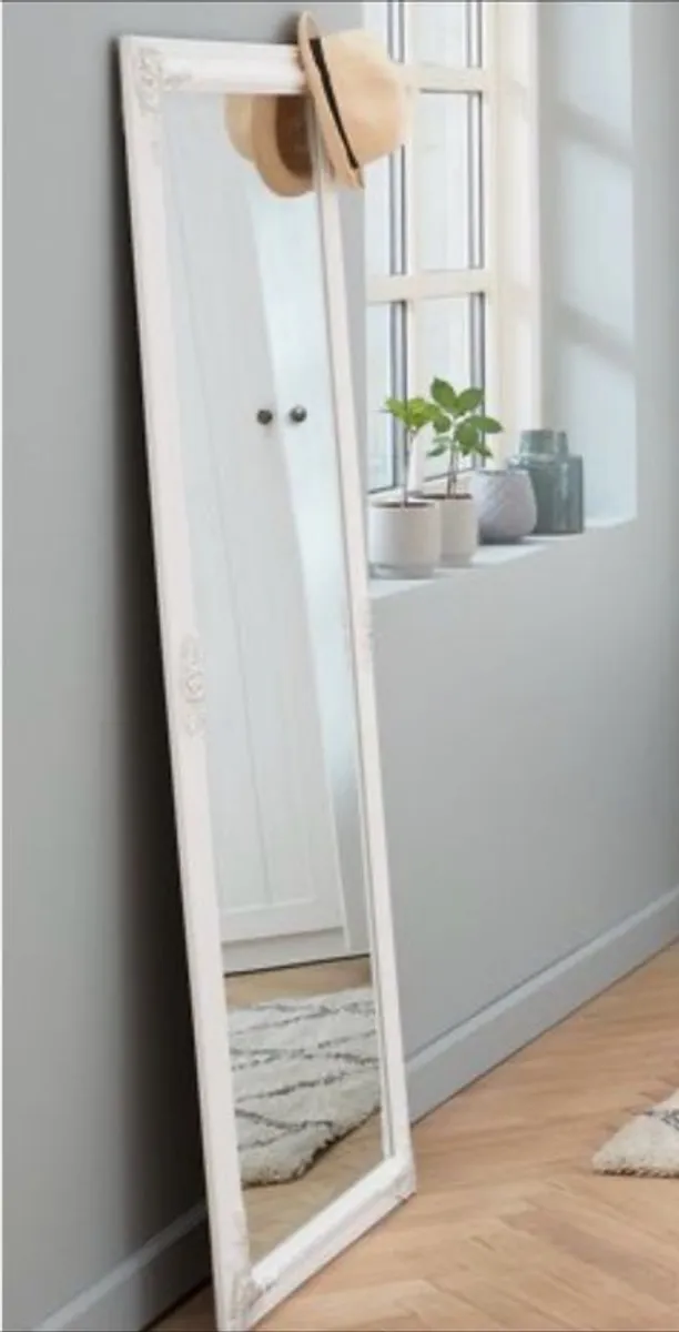Floor length mirror - Image 1