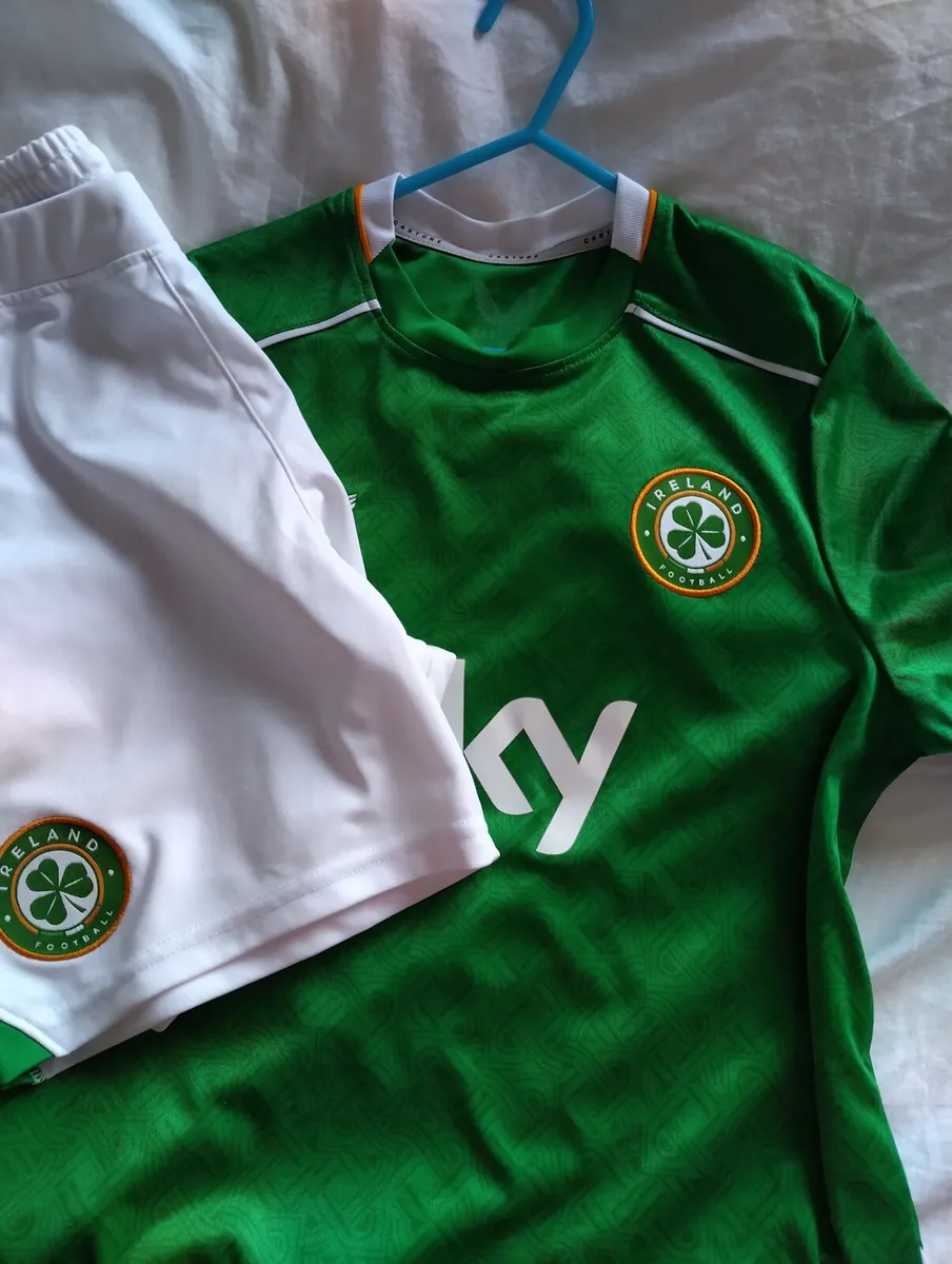 Ireland jersey and shorts - Image 2