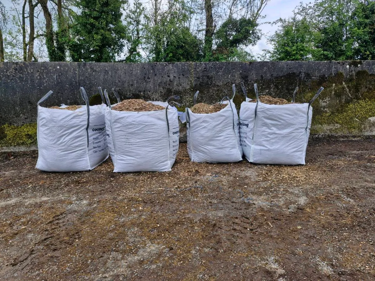 Wood chip mulch - Image 2
