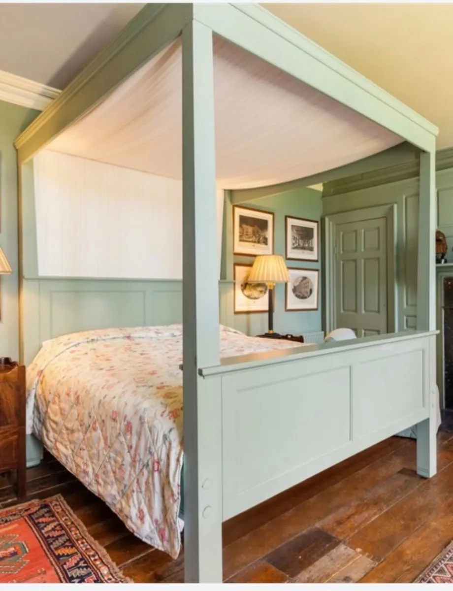 Green bespoke Superking four poster bed