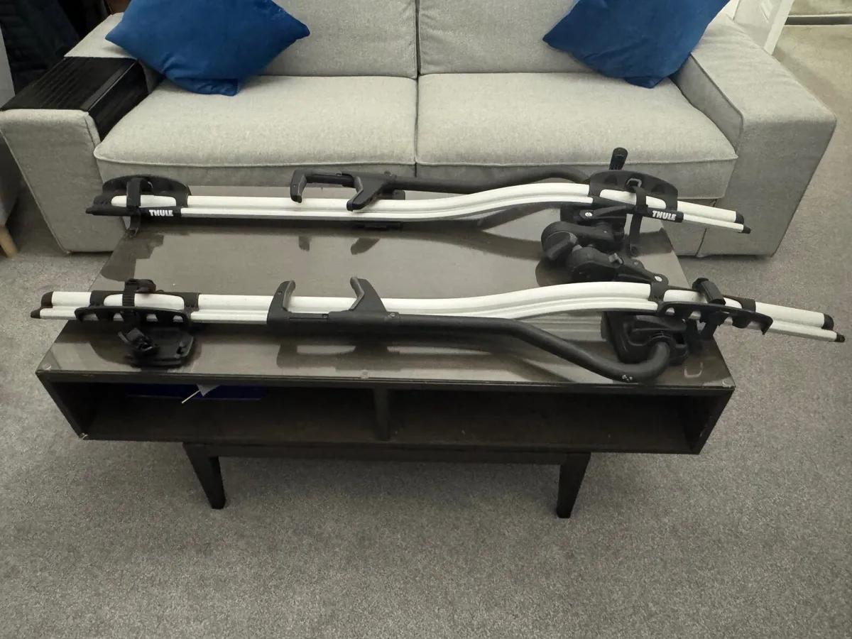 Thule roof bike rack - Image 1