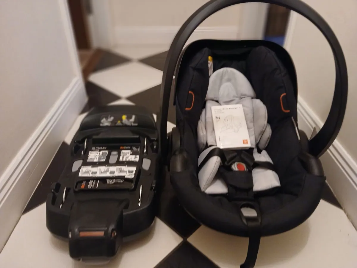 Baby buggy/Car Seat- Stoke Norweigan brand ✨️- ✨️ - Image 2