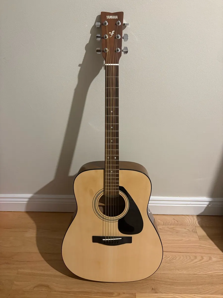 Yamaha F310 acoustic guitar - Image 1