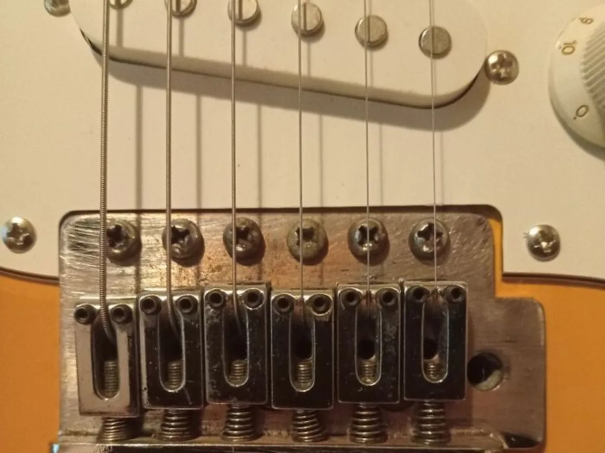 RICHWOOD GUITAR STRAT... UPGRADED. Make offer. - Image 4