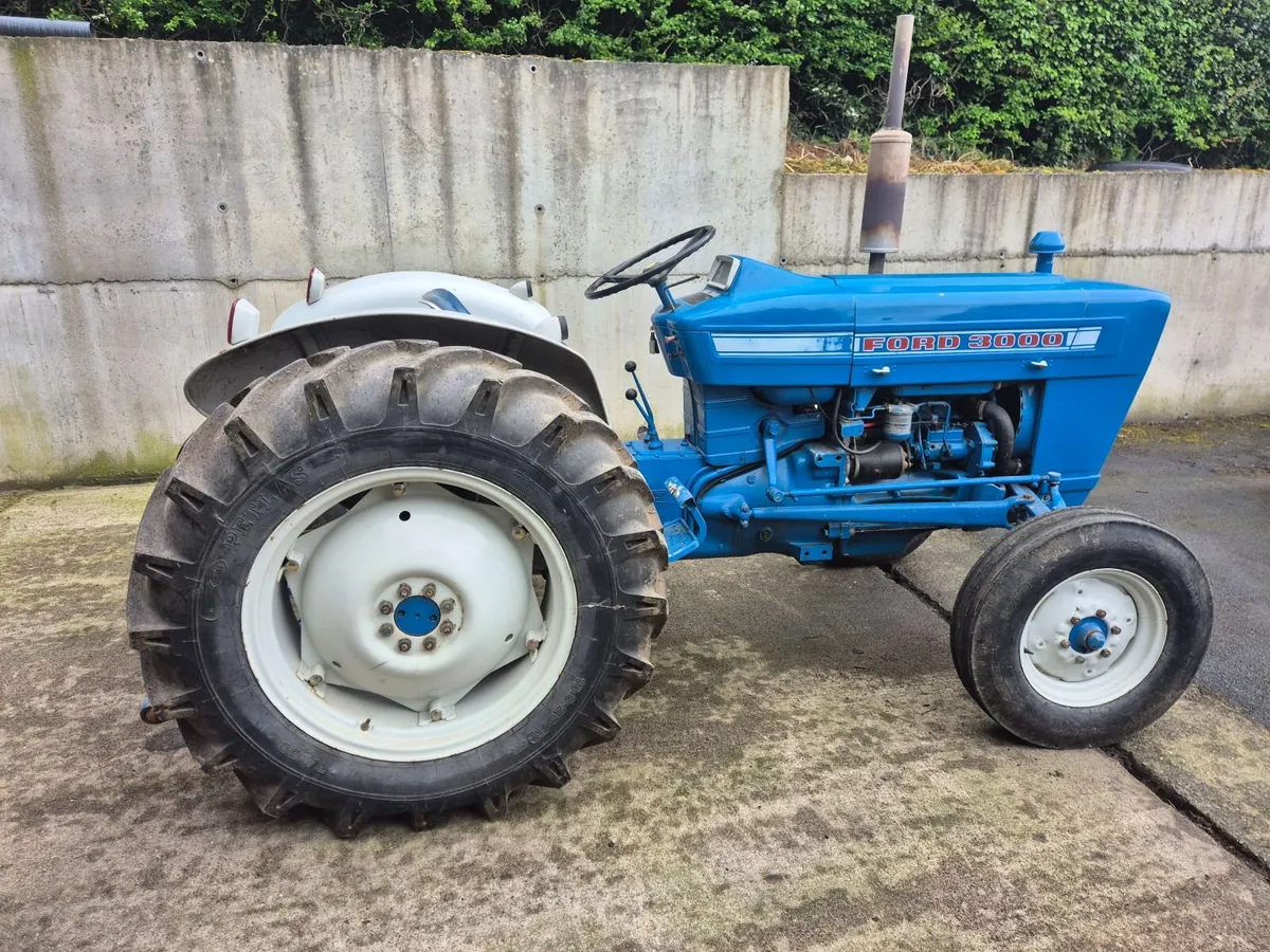 Ford 3000 - Image 2