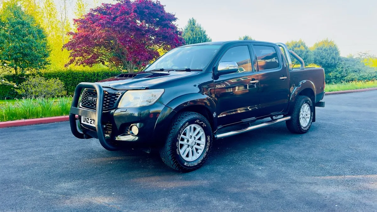2012 Toyota Hilux 3.0 d4d Invincible - Image 1