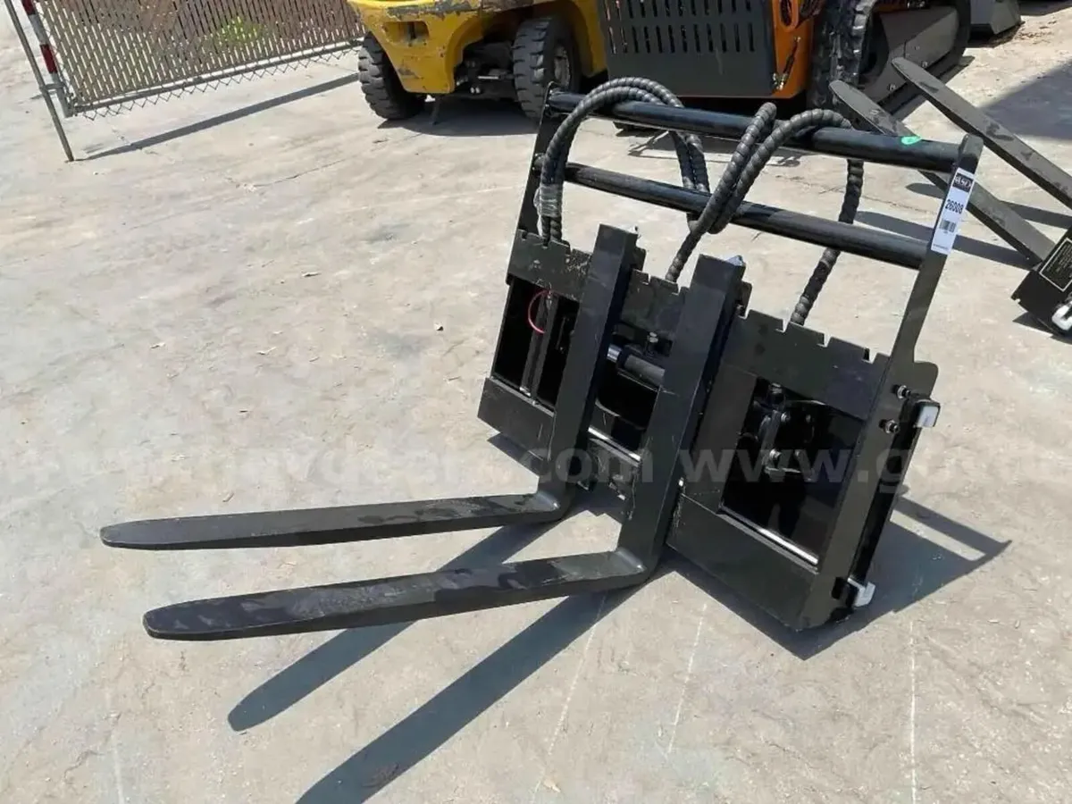 Skid steer - Image 2