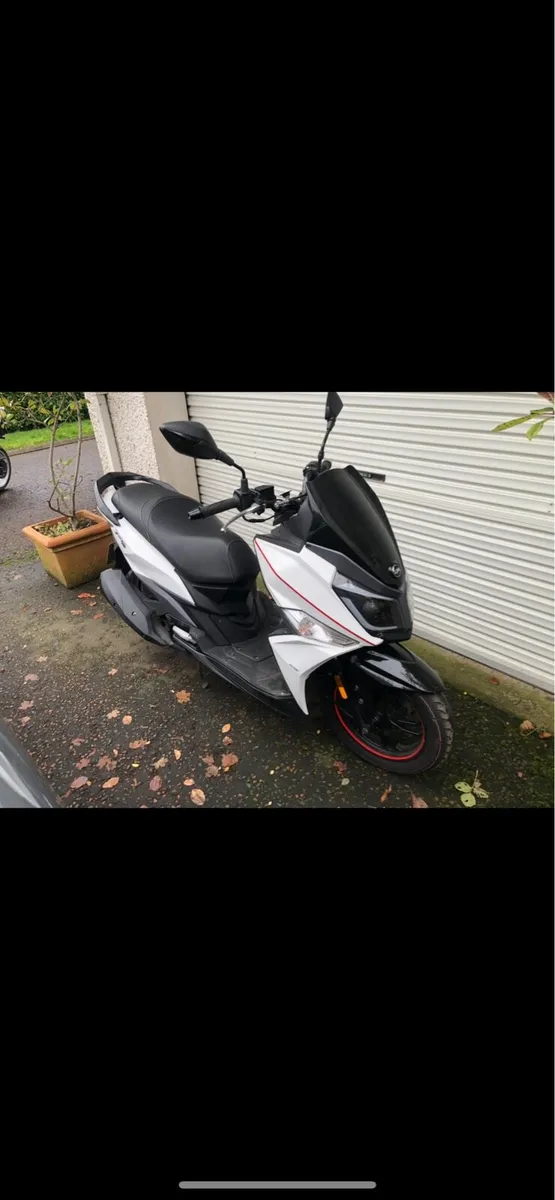 2022  SYM 125cc Scooter - Image 1