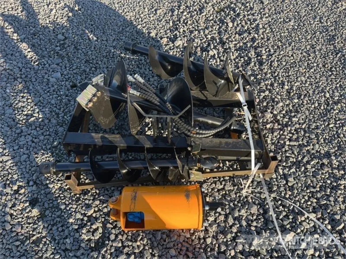 Skid steer - Image 2