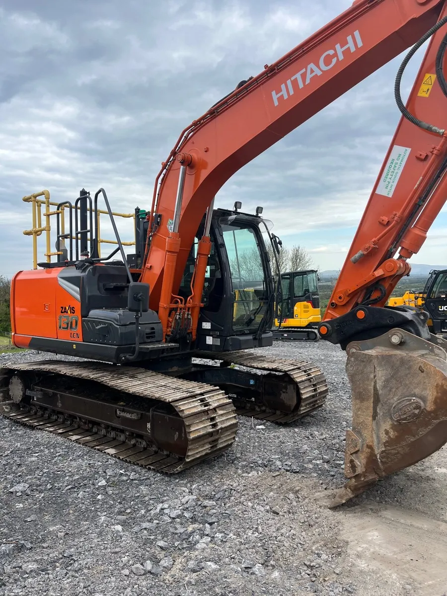 Hitachi Zaxis 130lcn -7 - Image 1