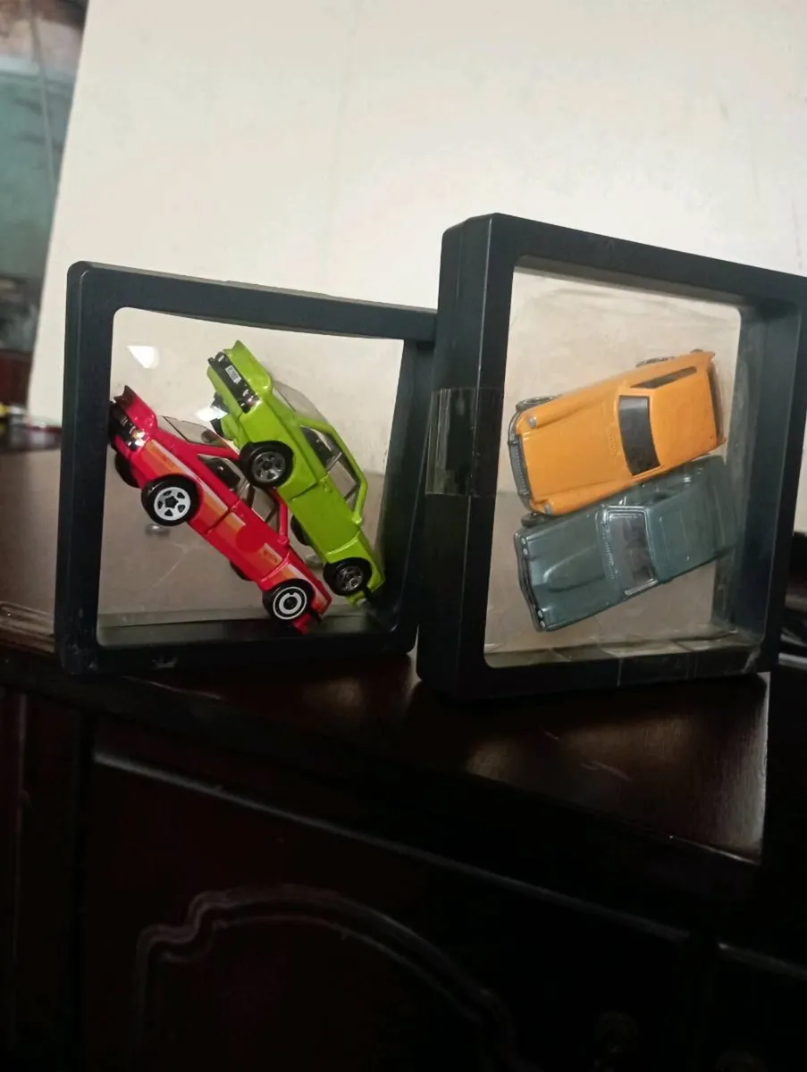 {2 SETS OF  VINTAGE DIE-CAST MODLES - Image 1