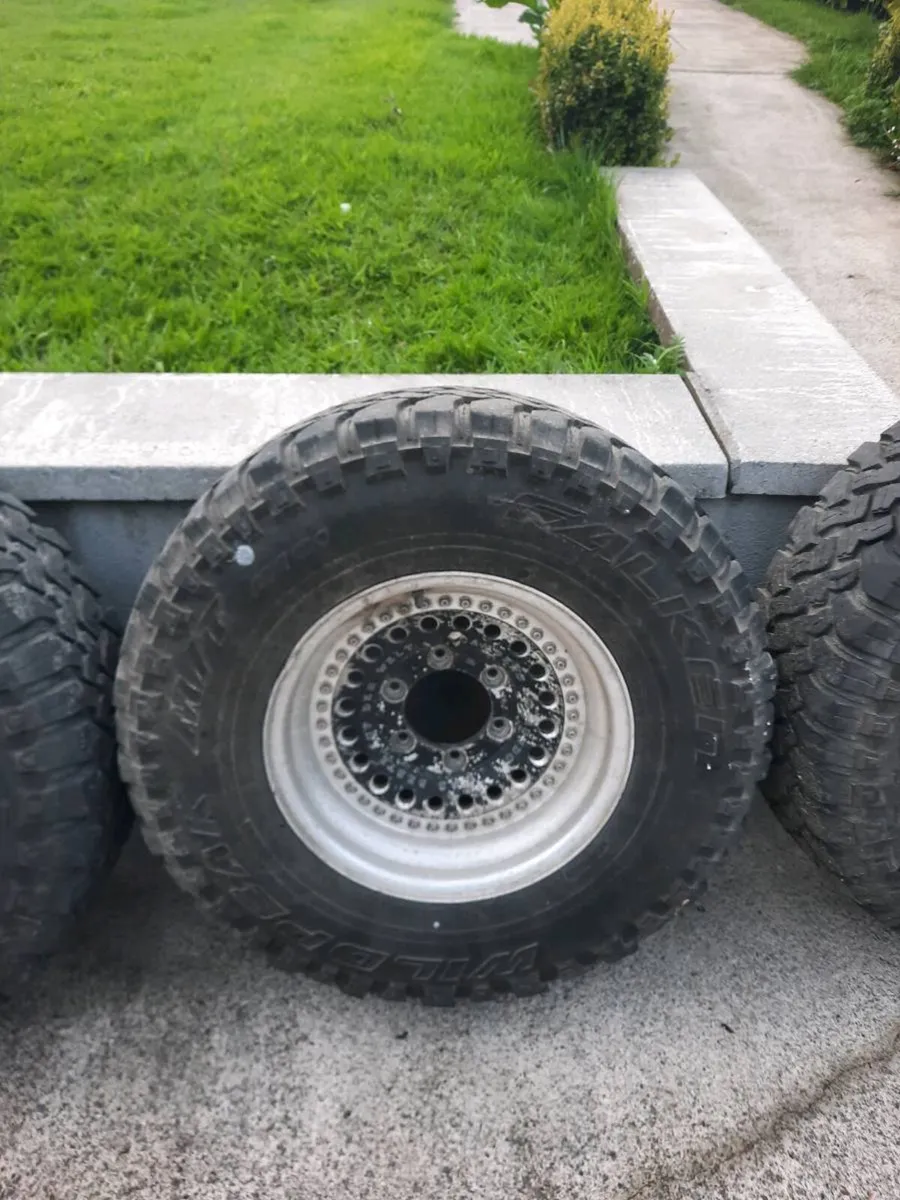 Pajero mk2 alloys - Image 3