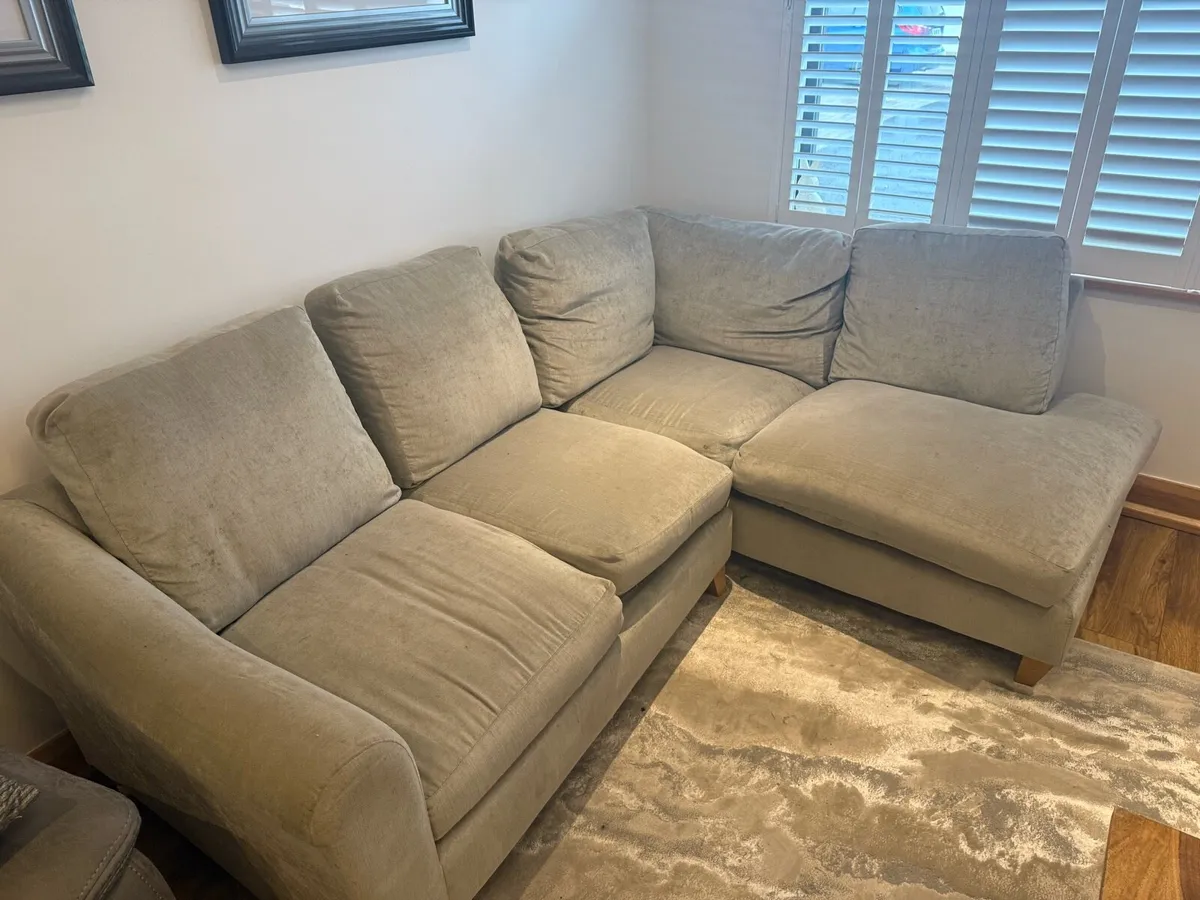 Laura Ashley Corner Sofa Set - Image 1