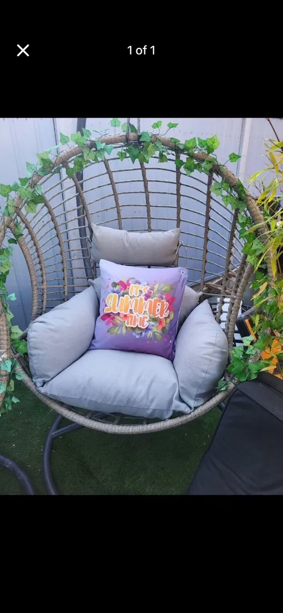 XL egg chairs