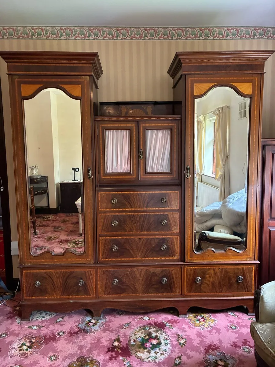 Bedroom furniture - Image 4