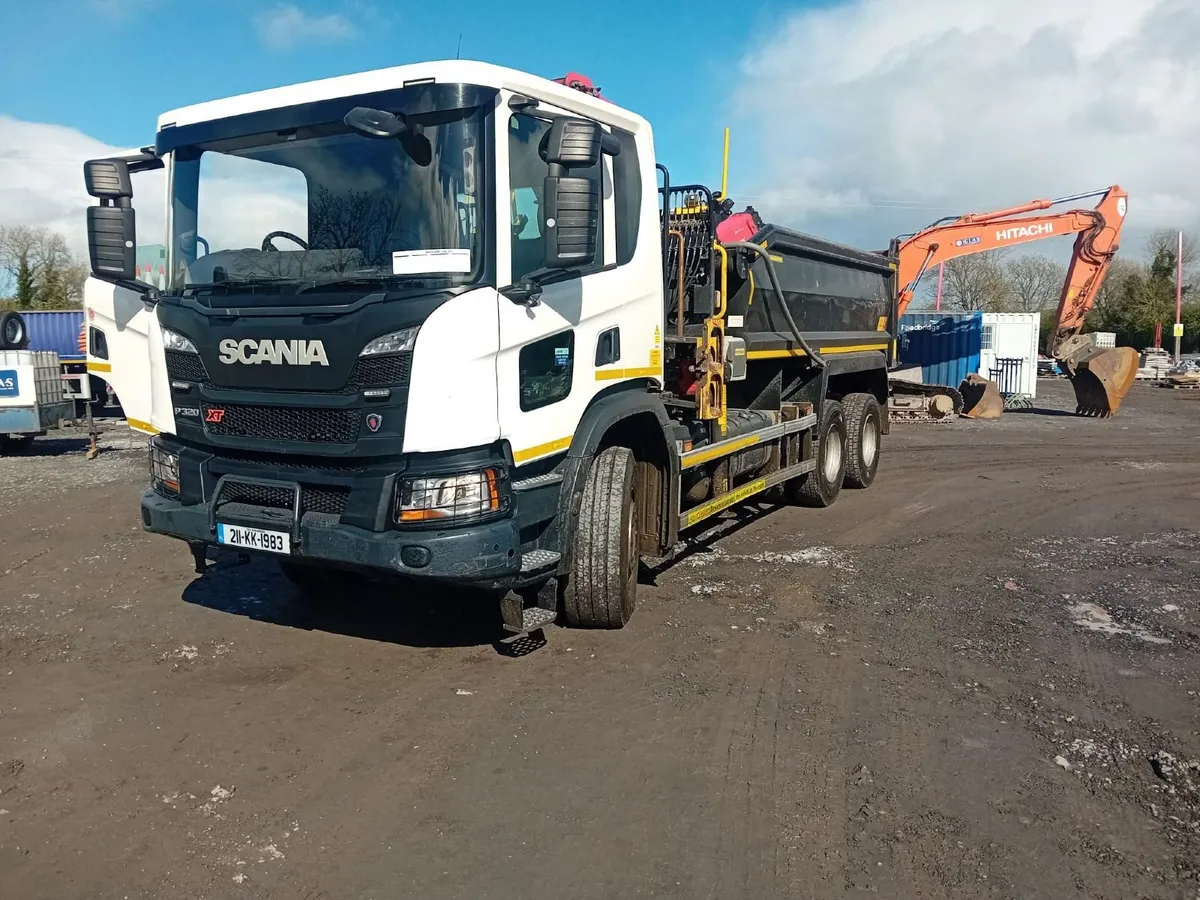 Grab  lorry  Driver  Needed