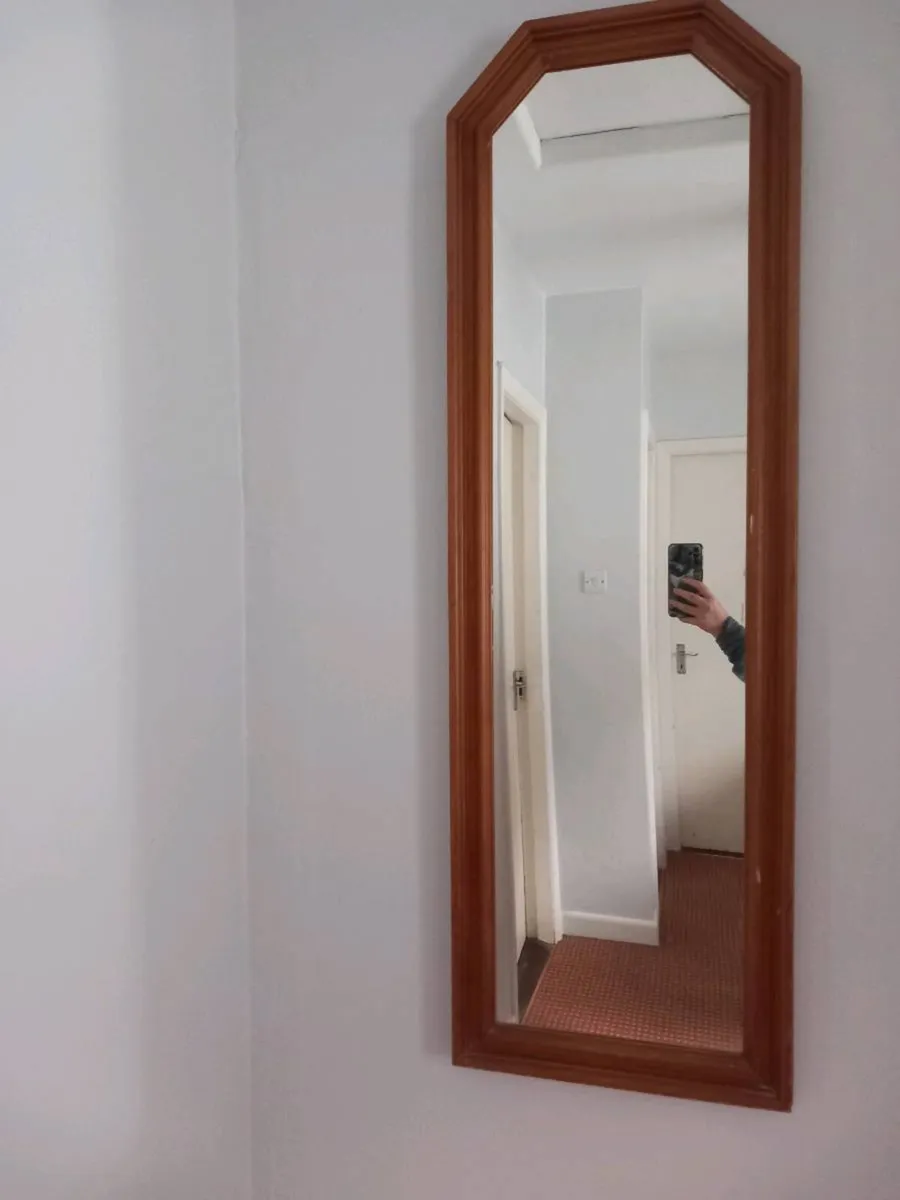 Mirror - Image 2