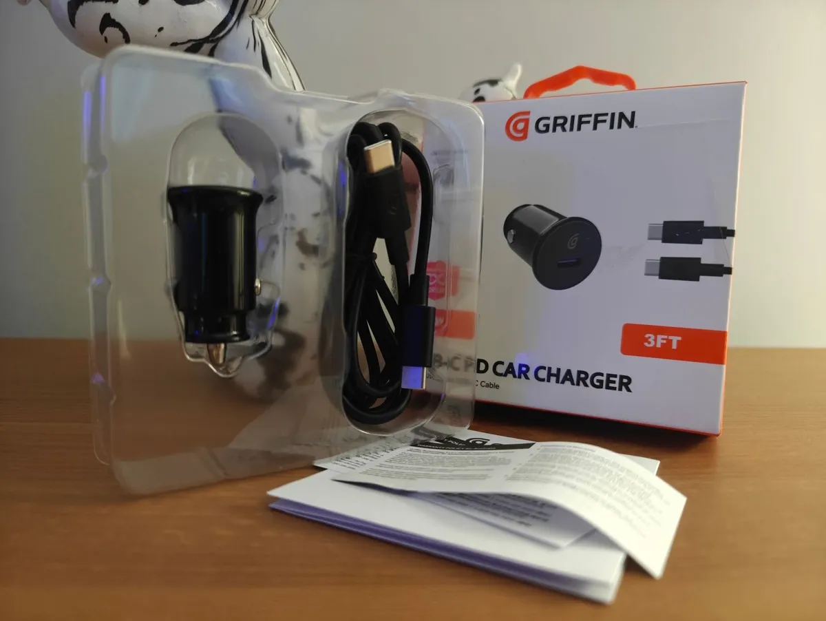 Griffin USB-C Charging Cable – 1m & CAR CHARGER - Image 4