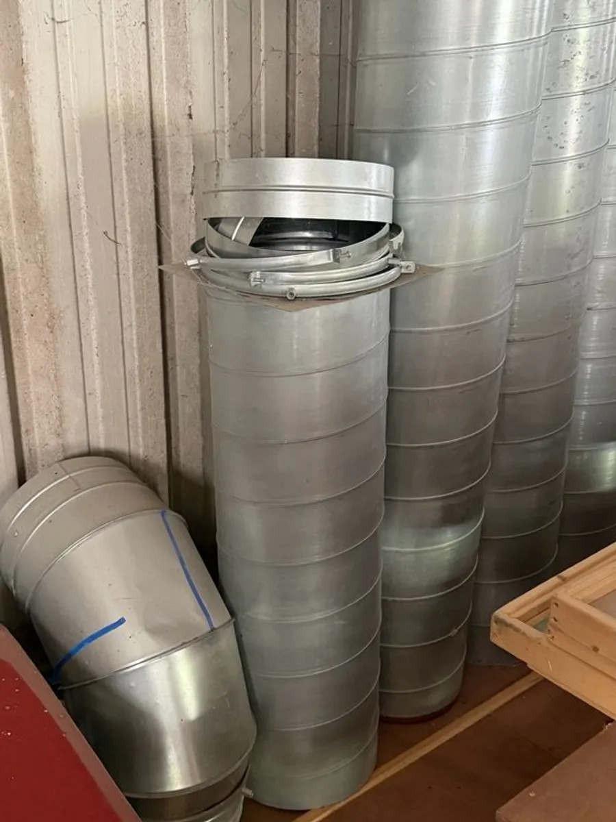 Ventilation pipes - Image 2