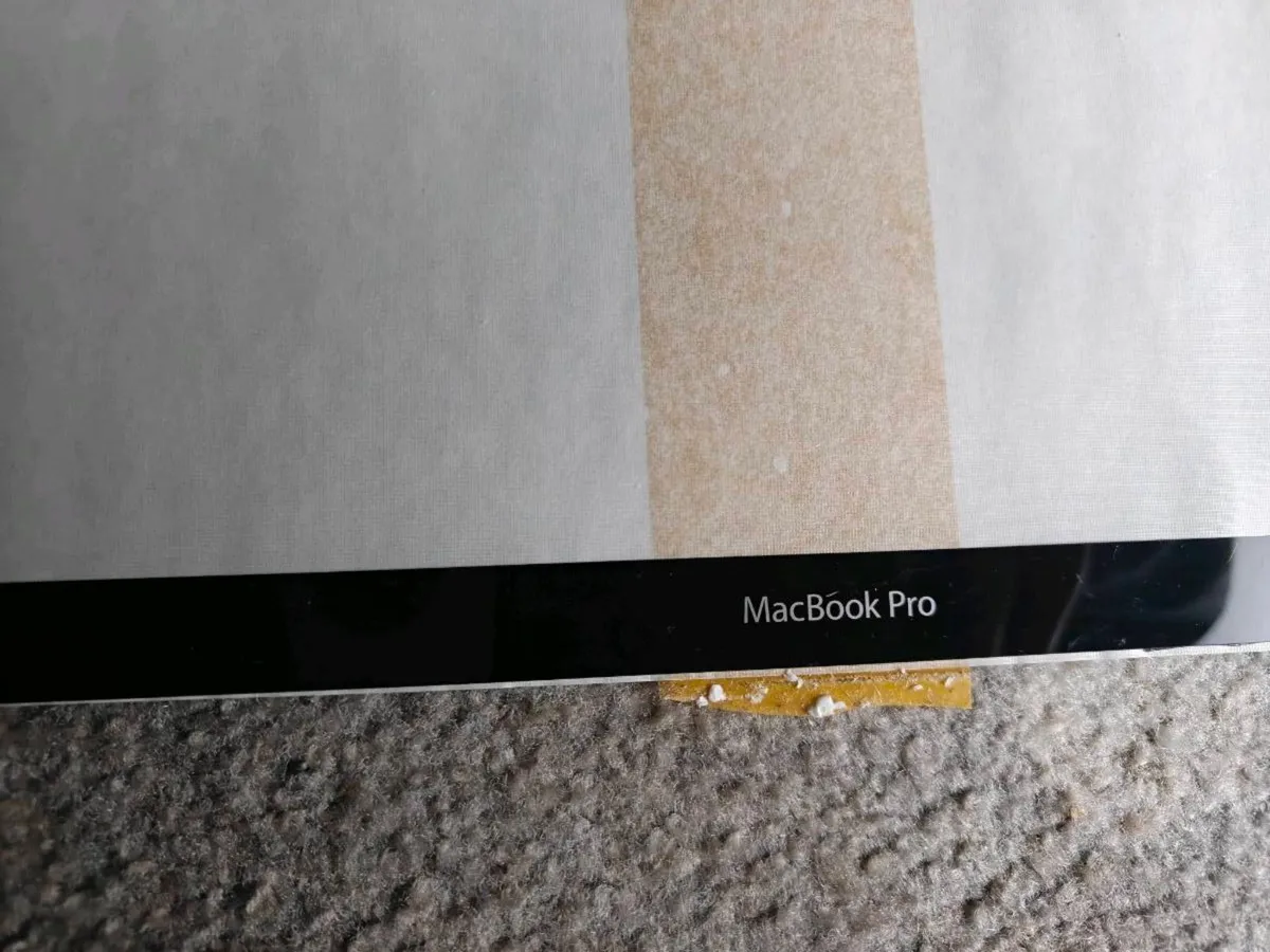 Replacement Glass for MacBook Pro 13 A1278 - Image 2