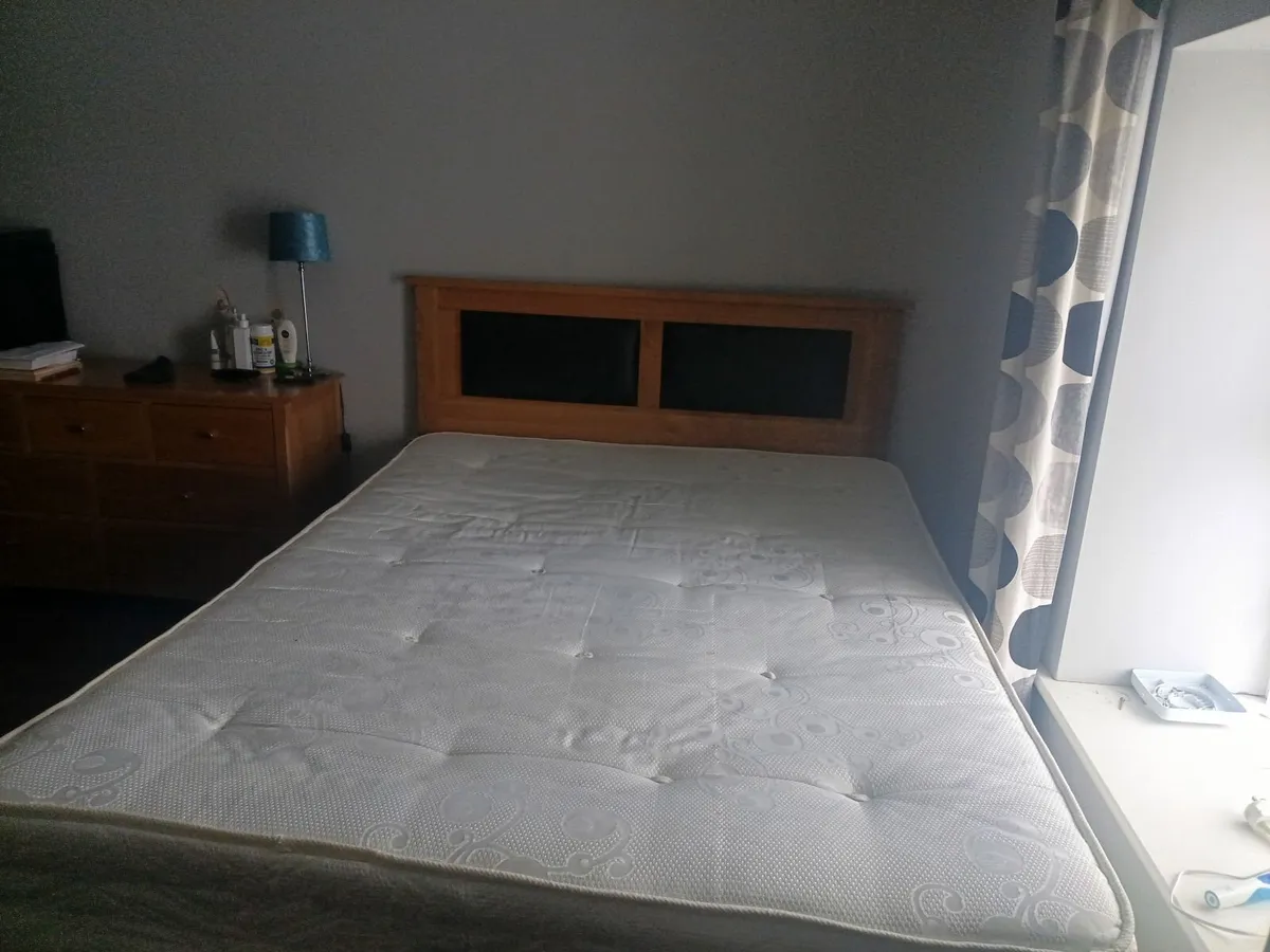 Kingsize bed - Image 3
