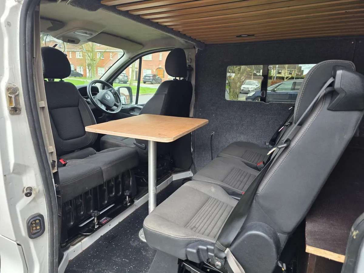 2015 Vauxhall Vivaro Day Van - Image 3