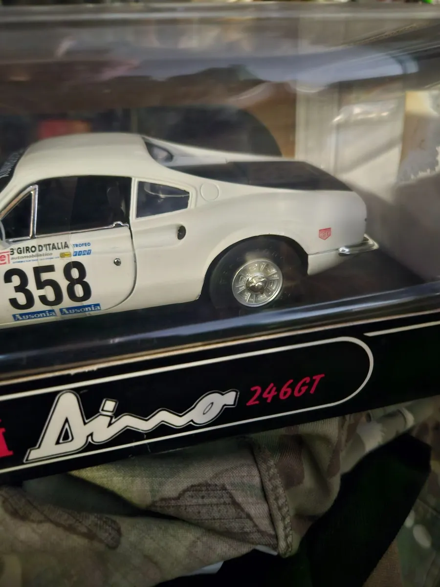 Corgi Anso Ferrari Dino 1.18 - Image 2