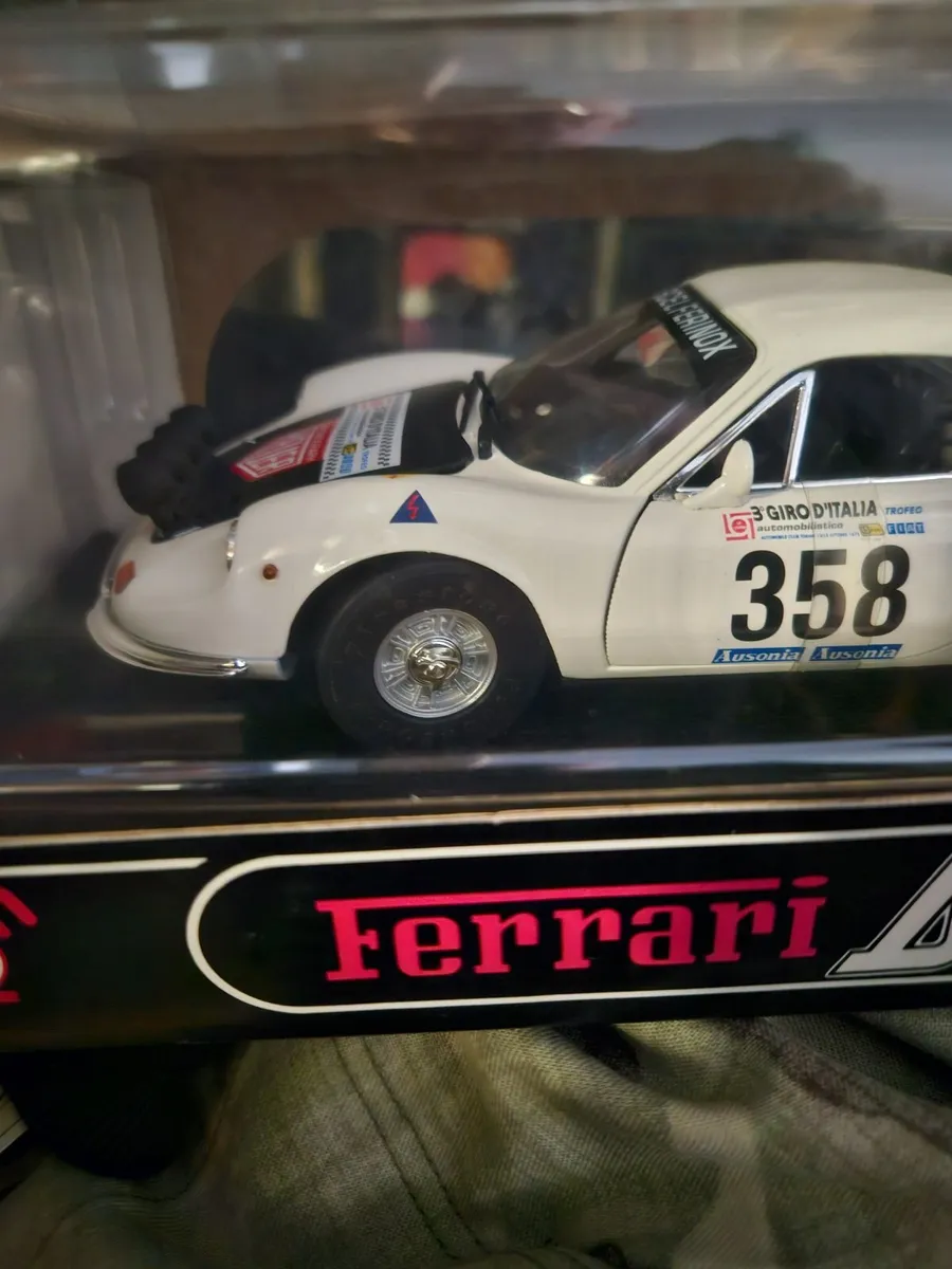 Corgi Anso Ferrari Dino 1.18 - Image 3