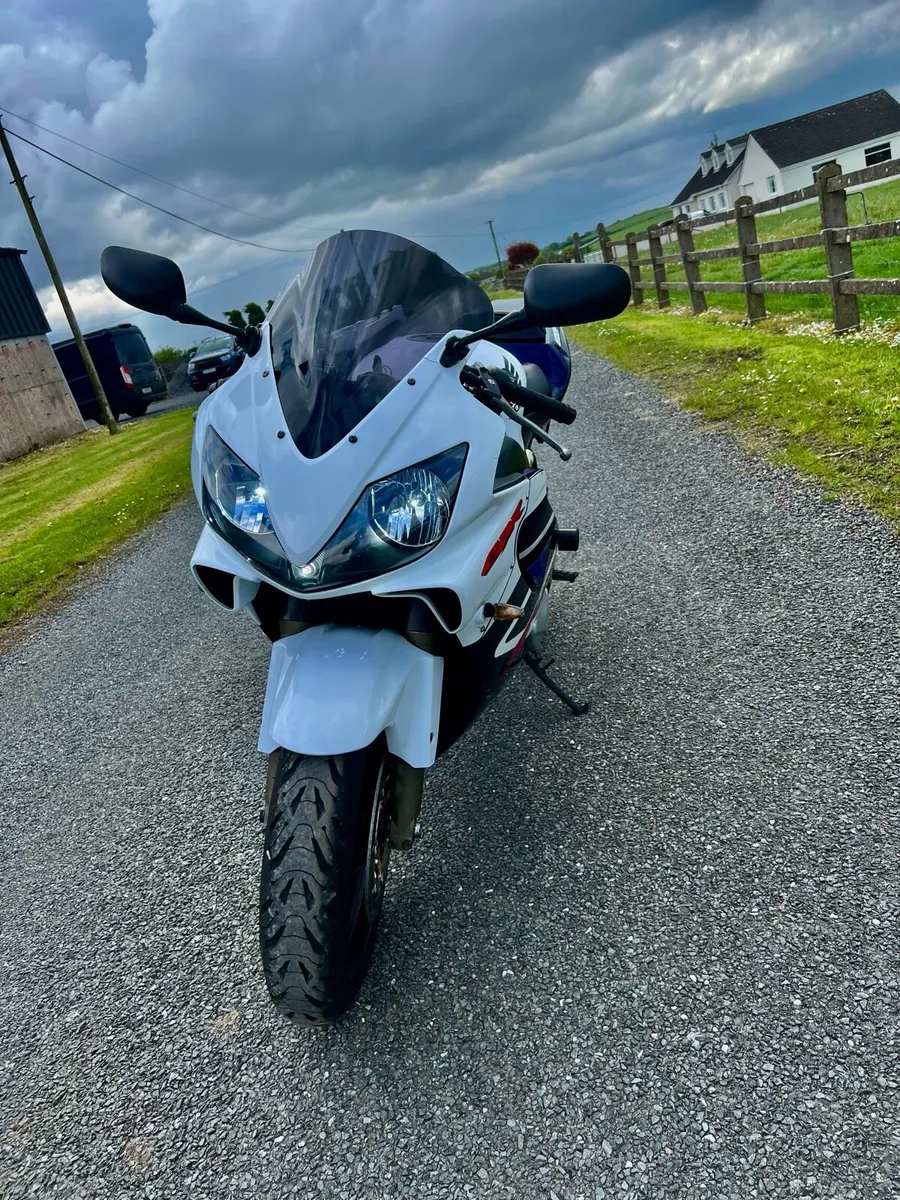 Honda cbr600 f4i sport - Image 4