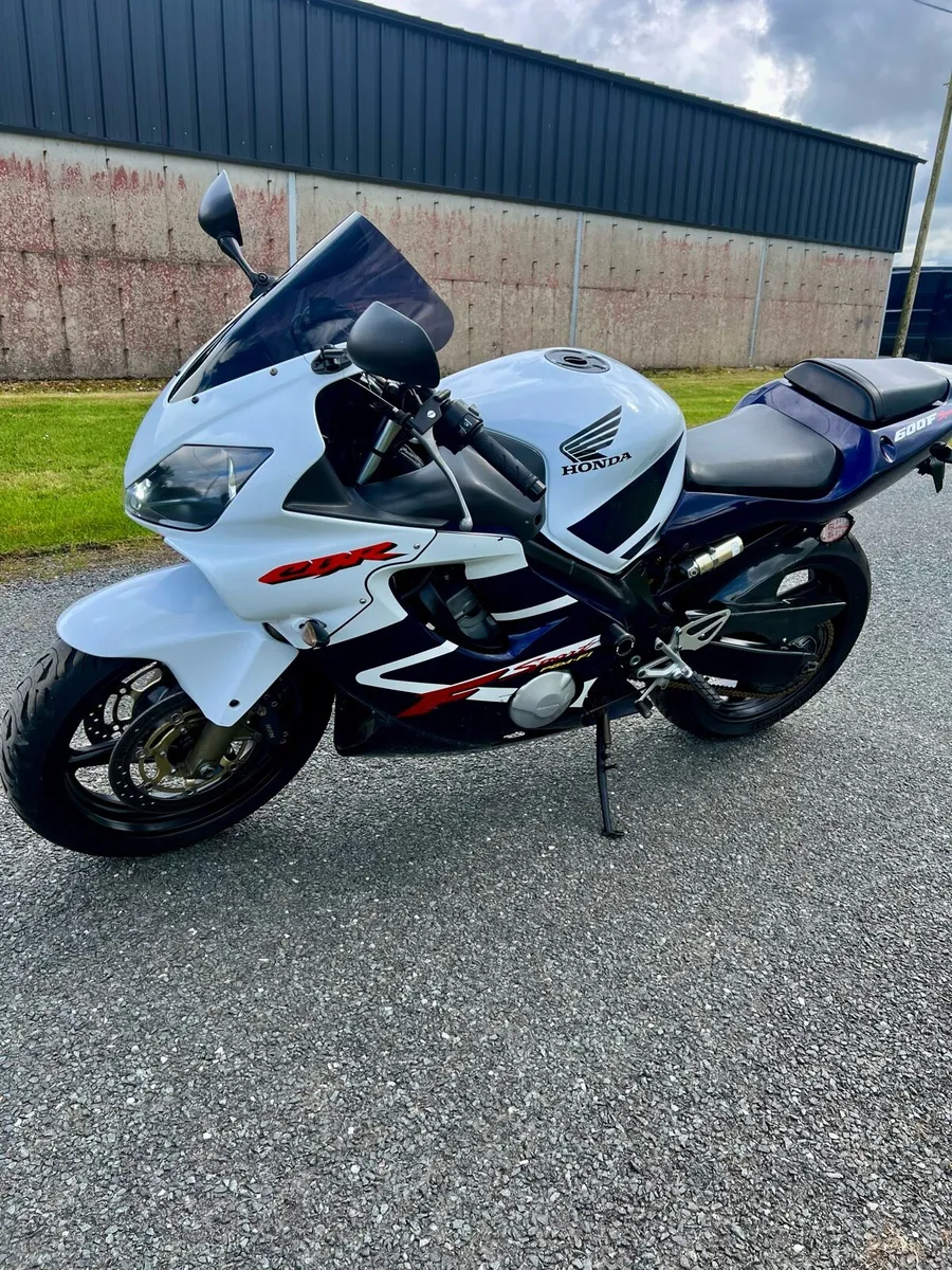 Honda cbr600 f4i sport - Image 3